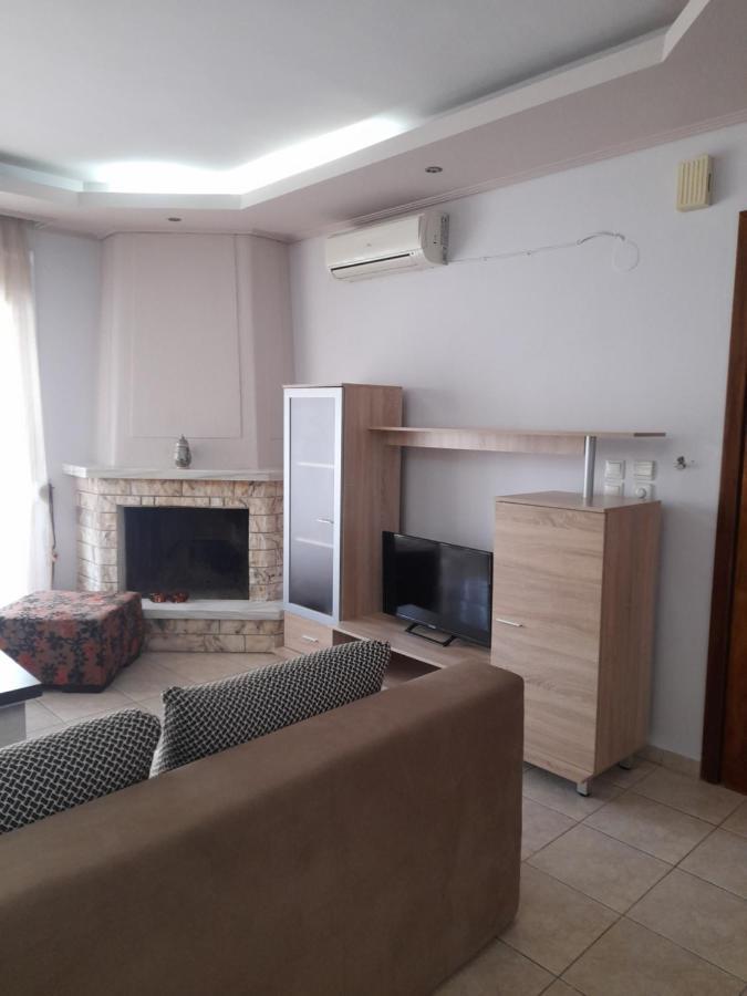 Athina'S House By The Sea Apartment Néa Péramos Екстериор снимка