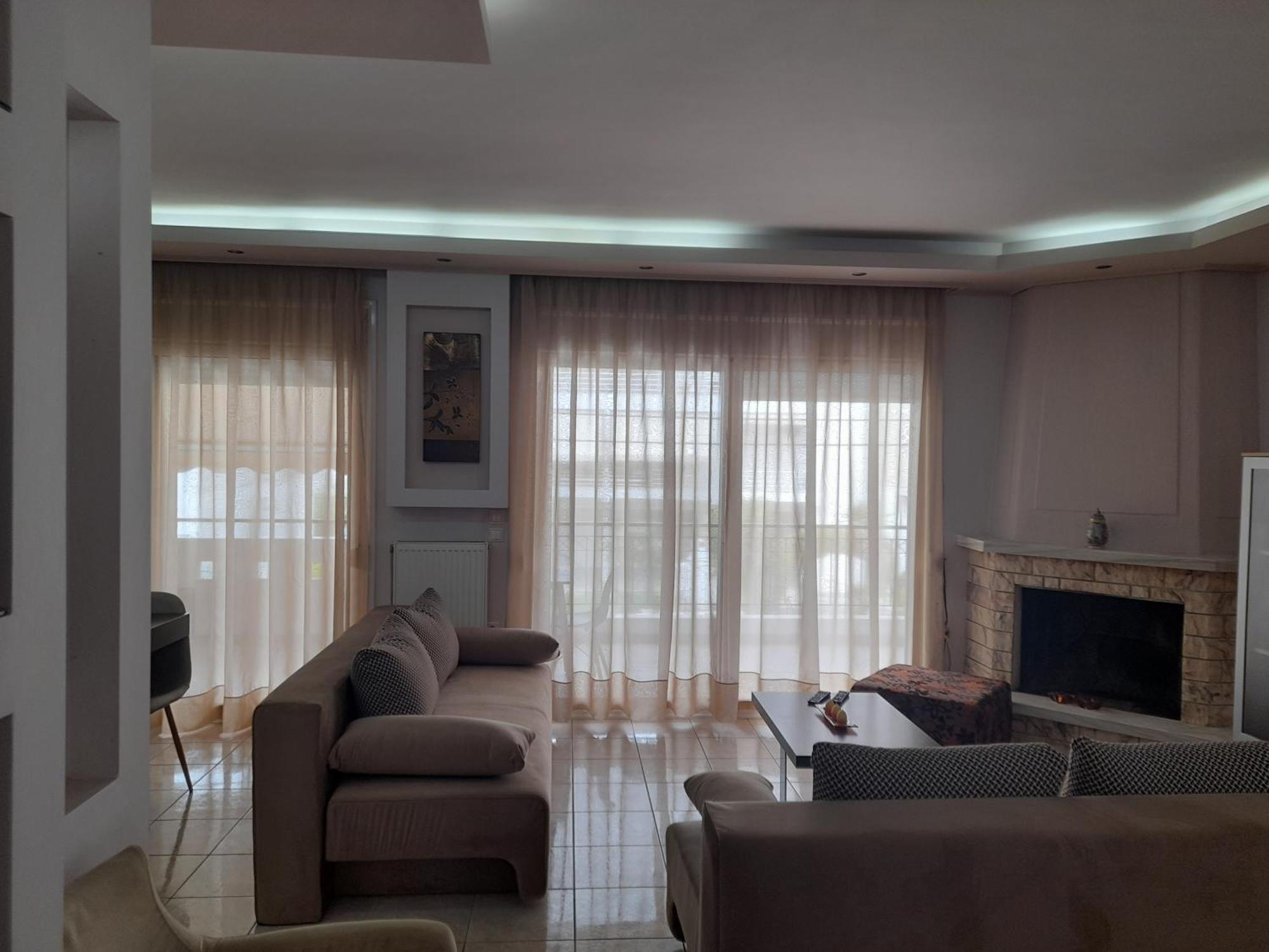 Athina'S House By The Sea Apartment Néa Péramos Екстериор снимка